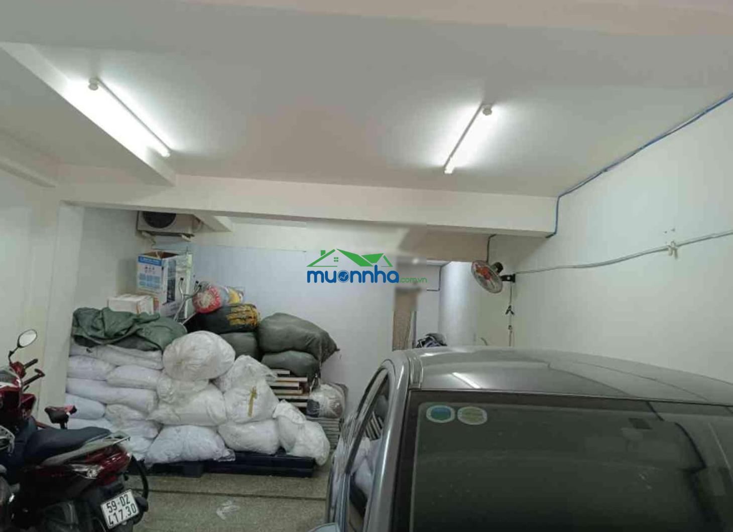 Nhà gò dầu - 5 tầng - hẽm xe hơi - 5 x 14m - giá nhỉnh 10tỷ - 4