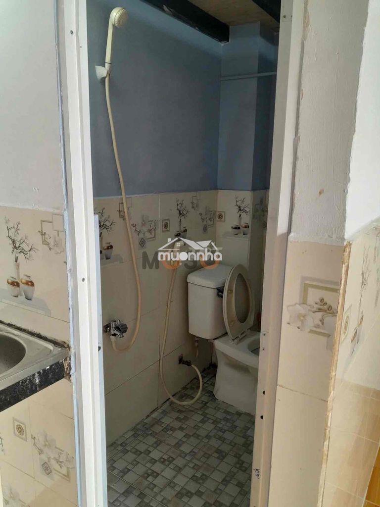 Cho thuê phòng trọ gần spkt, cđ công thương, giao thông vận tải 2,....