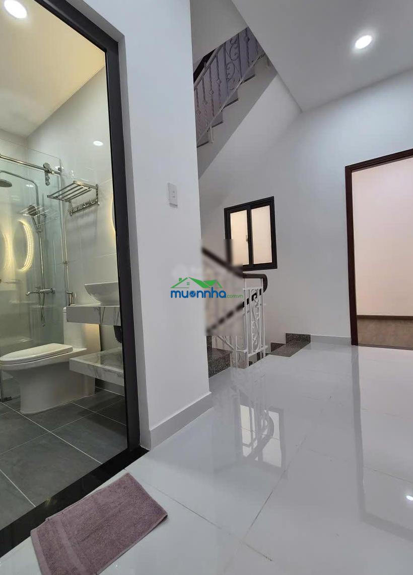 Nhà 3 lầu - ngay lũy bán bích - mt đường lương thế vinh - 3