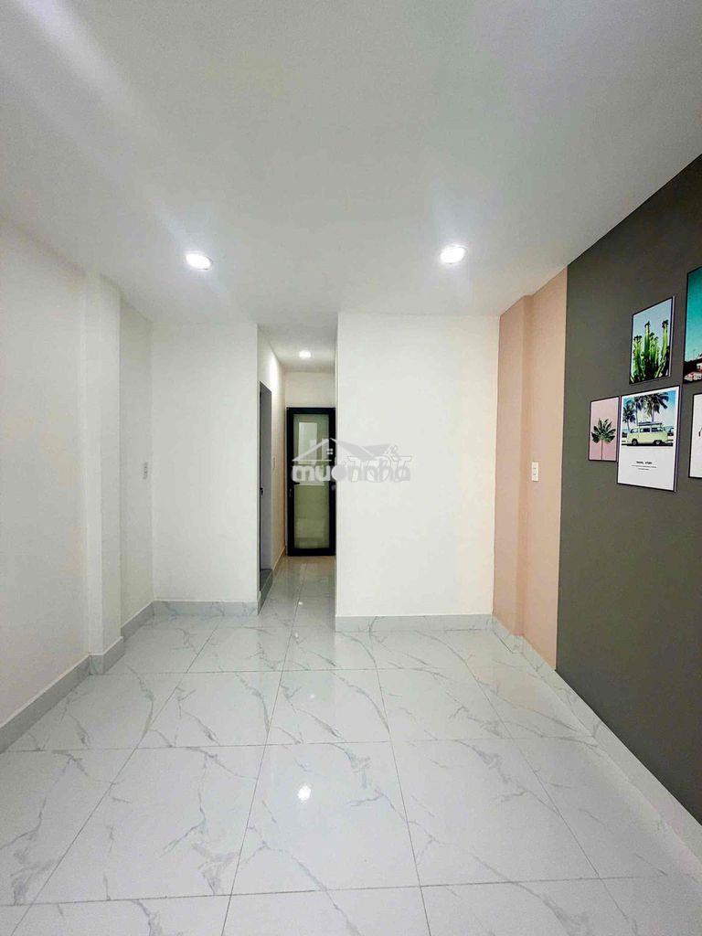Chính chủ cần bán gấp nhà quận 11, nhà 3 tầng sát mặt tiền - 4