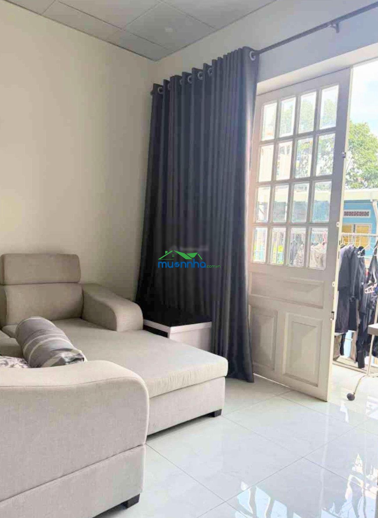 Bán nhà chính chủ, 3 tầng, 4 pn. xe hơi ngủ trong nhà, gần công viên làng hoa. chỉ 6t2 - 3