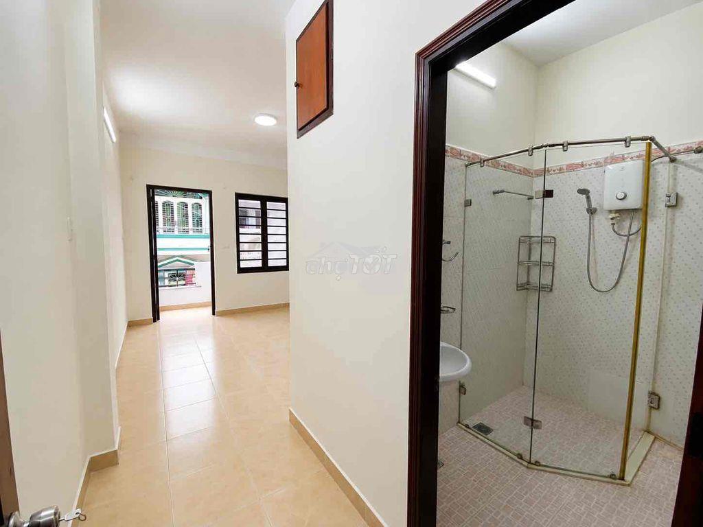 🏢  Nguyên căn 3 lầu hẻm xe tải nguyễn hữu cảnh - landmark81 - 4
