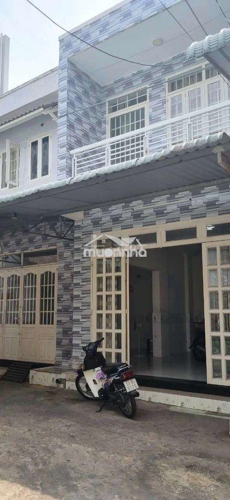 Nhà gần cầu vượt gò dưa, chợ đầu mối thủ đức, 8x10m, 5pn, ở gđ, nhóm