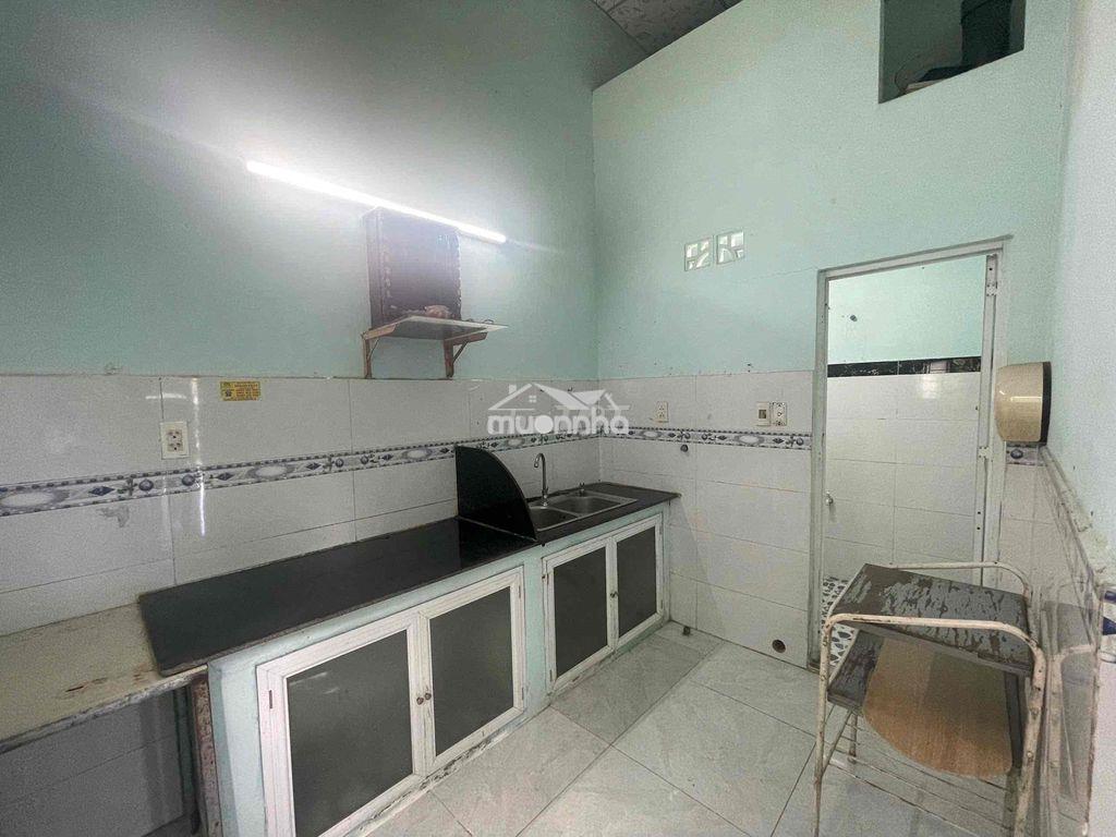 Nhà nguyên căn mặt tiền đường số 8 lò lu - 4