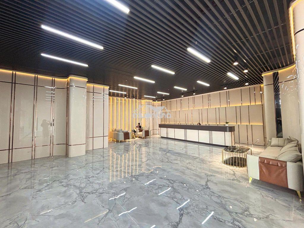 Cho thuê tầng trệt cách mạng tháng dt 500m² - 3