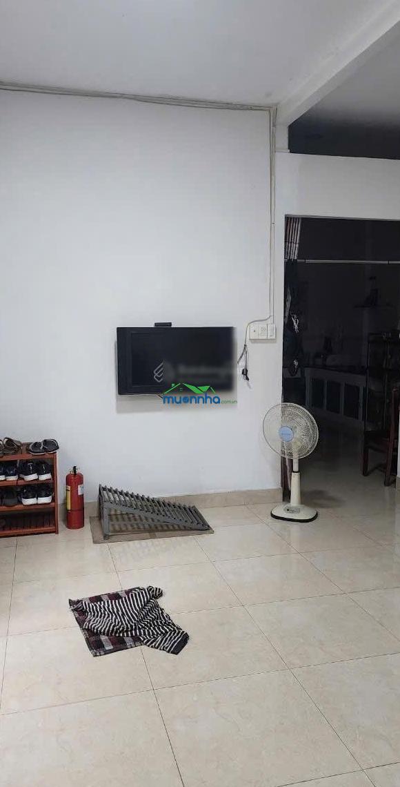 Quận 8 gần cầu chà và sát quận 5, dt 67m2 (5.8*11.5m), ko qh - 4