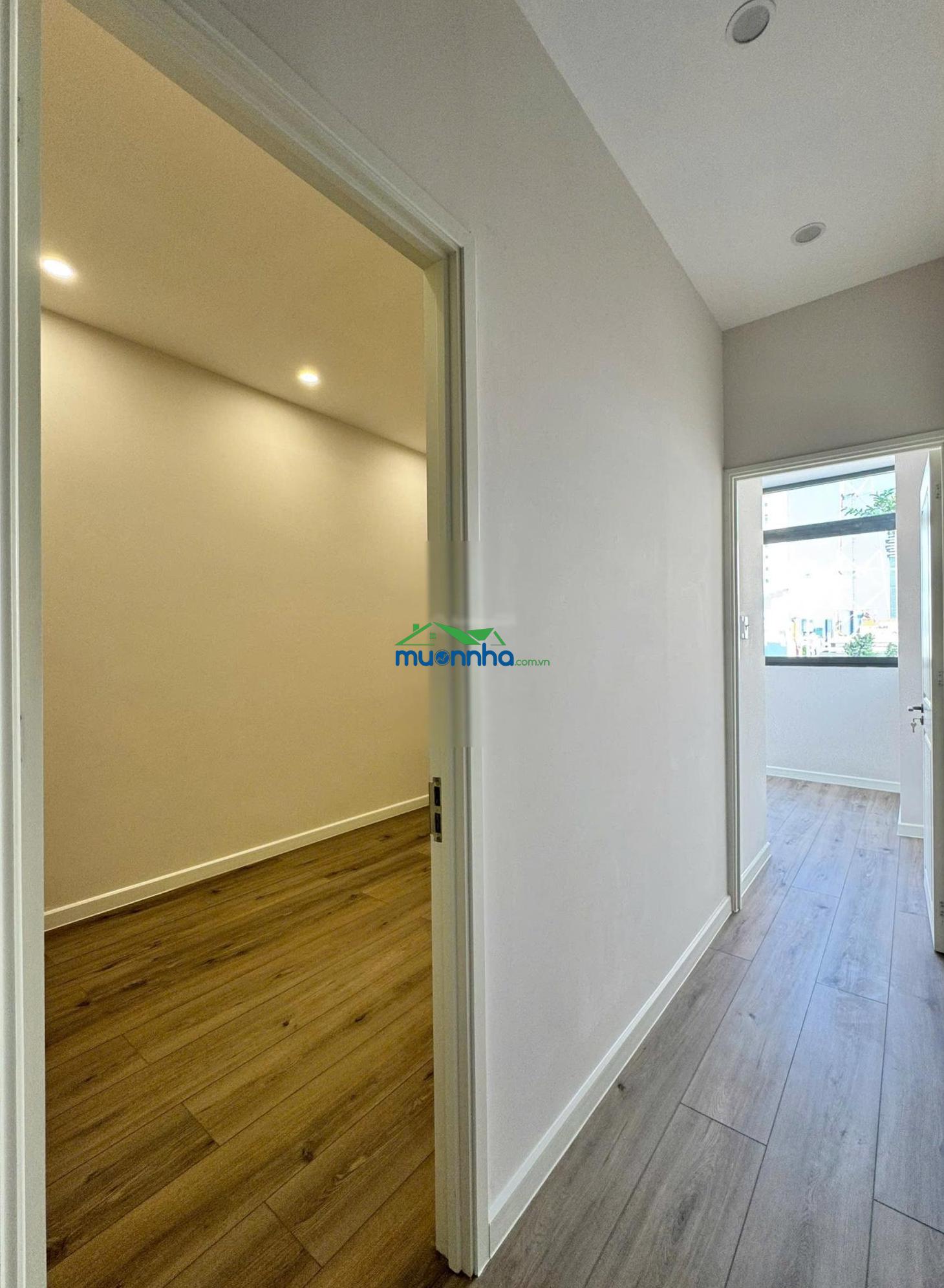 Bán nhà phố mới xây tại đinh tiên hoàng q1. 11,6tỷ dt đất 32,6m2, 1 trệt, 3 lầu