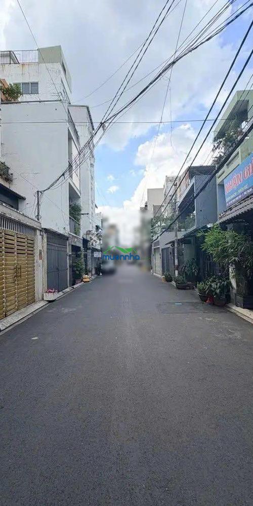 Nhà 3 tầng kiên cố, hẻm xe hơi thông, dt (4x20)m, trung tâm tân phú, giá 8,6 tỷ còn tl
