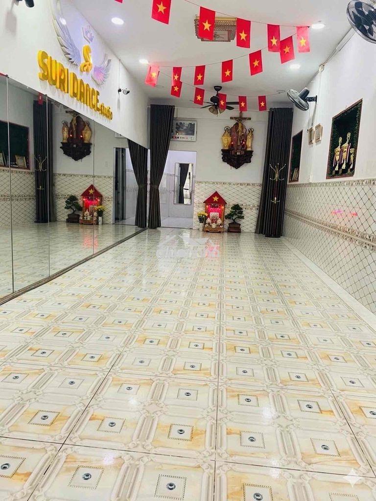 Bán nhà 70m2 đường quang trung, gò vấp - 2 tầng công nhận đủ. 5,79 tỷ - 2