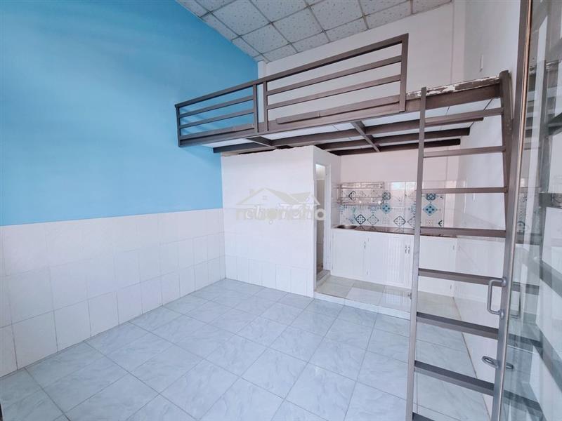 Phòng gần ngã 4 thủ đức, khu cnc, 20m2, đường đình phong phú, an ninh