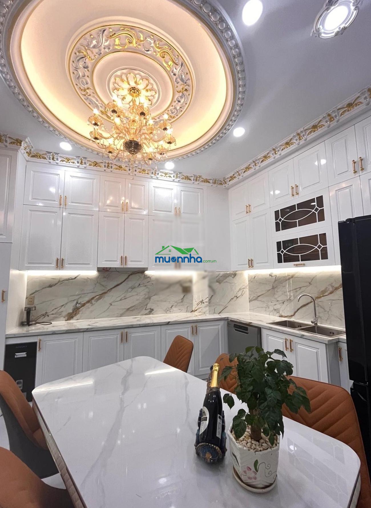 Nhà bè, hxh nguyễn thị hương, 50m², 4 tầng, chỉ 8.5 tỷ.