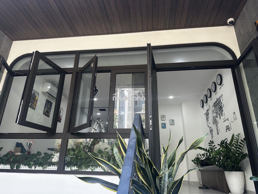 Sang nhượng văn phòng - tầng trệt - 2