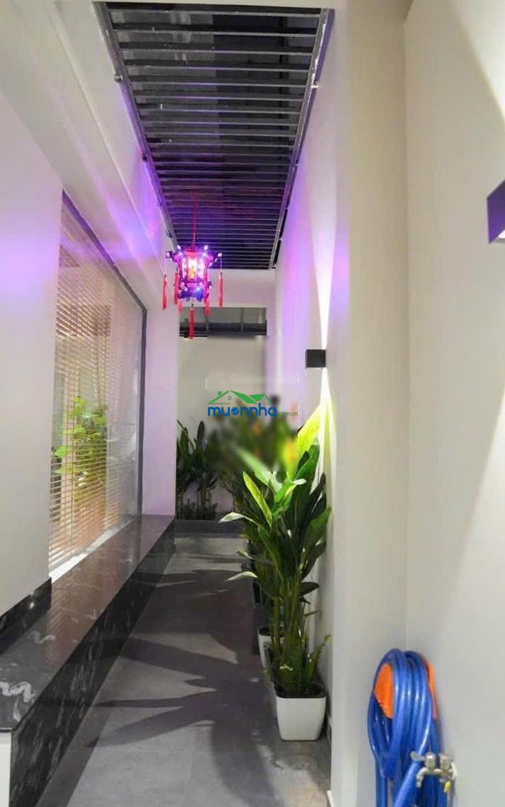 Bán nhà đường nhựa 12m, ngang khủng 9x18m, 3 tầng, full nội thất cao cấp, gara ô tô - 17.9 tỷ tl - 4