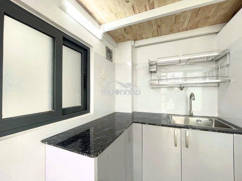 Căn hộ bancol ngay lý thánh tông gần đầm sen, quận 11, quận 6 - 3