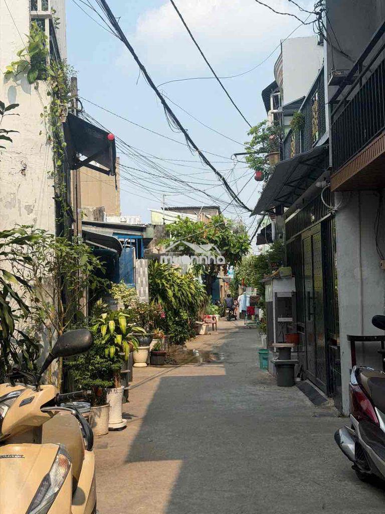 Nhà 90m2_đúc 1lầu,2p ngủ-ngay ht13,gần chợ ht,hẻm 4’ - 4