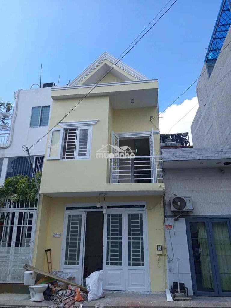 Nhà tx52 đường 8m xe hơi đậu cửa 3pn giá 5,5 triệu - 2