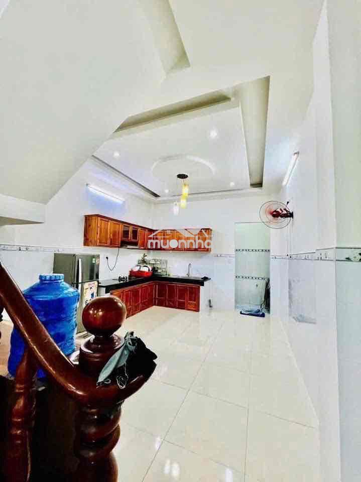 Cho thuê nhà thạnh xuân 25 dt 4,5x14m 2 phòng ngủ 2wc - 3