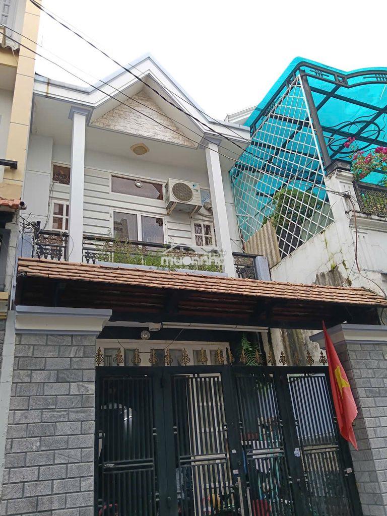Mình bán  nhà đẹp, rẻ,hiếm,đường oto, sát gò dầu,q.tân phú,chỉ 6.5 tỷ