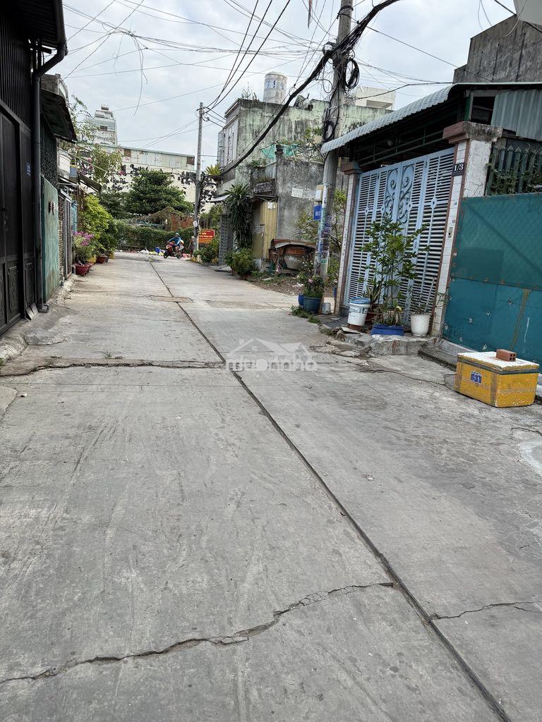 Chủ bán nhanh trả nợ-hẻm xe hơi tránh thông-tỉnh lộ 10-48m2-3.65tỷ - 4