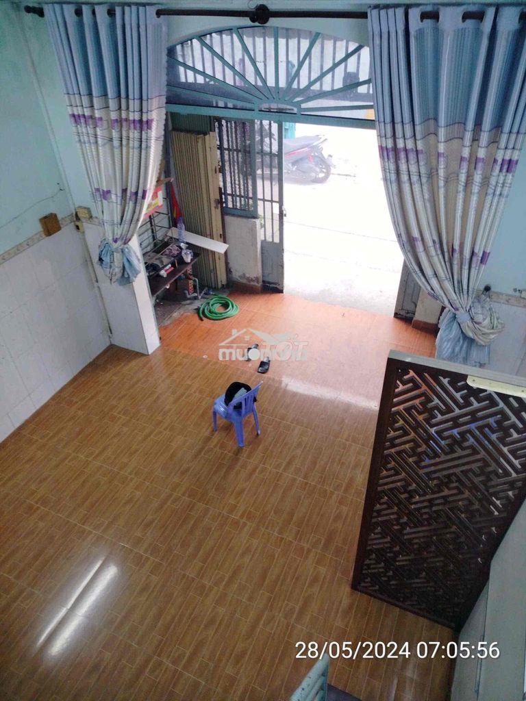Cho thuê nhà liên khu 56 bình tân sát chợ giá rẻ 2p ngủ sẵn máy lạnh - 4