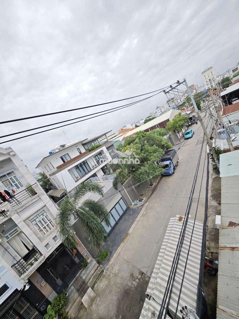Phòng ban công đẹp - full nội thất - xe hơi tới nhà - 3