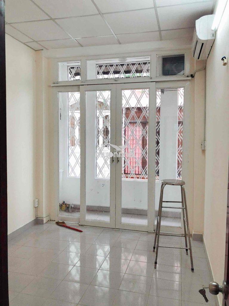 Nhà mới sơn sửa lại - 4pn- khu trần quang diệu- lê văn sỹ - 2