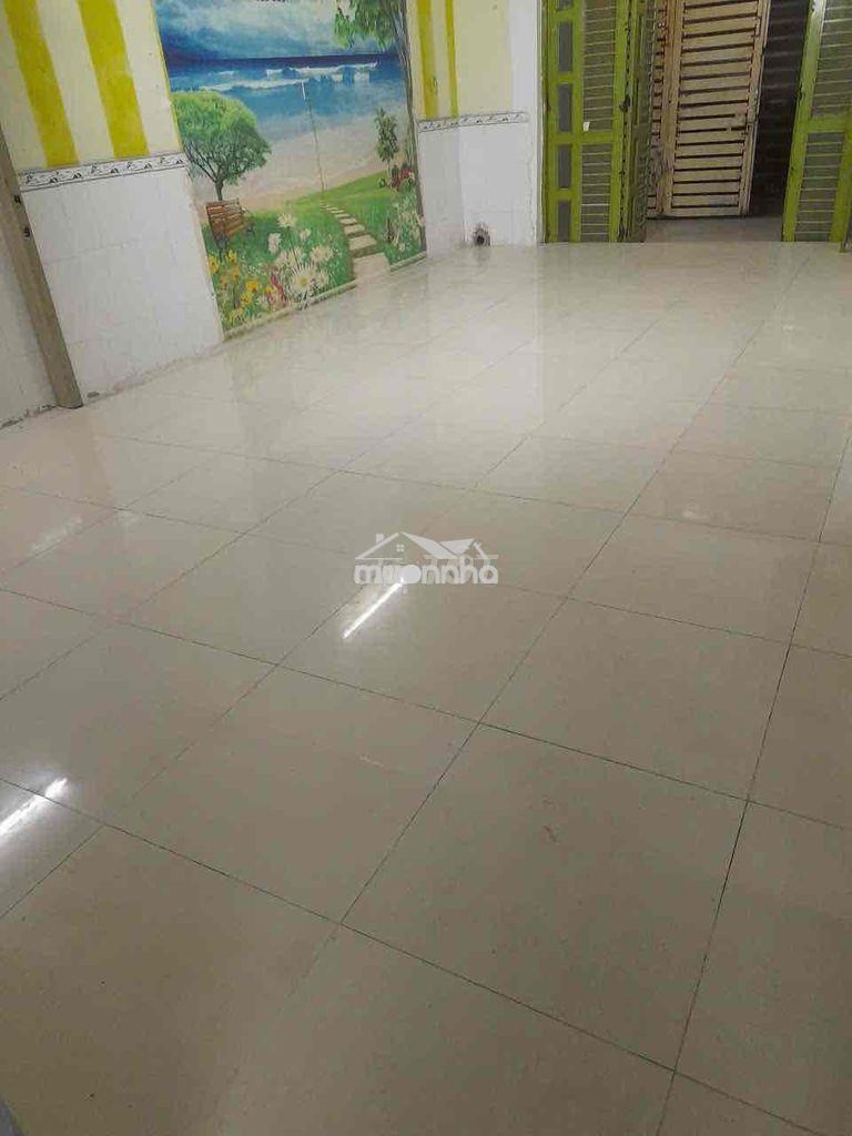 Cần bán gấp hẻm 6m thông hà thì đát. dt: 7x20m nhà cấp 4 - 3