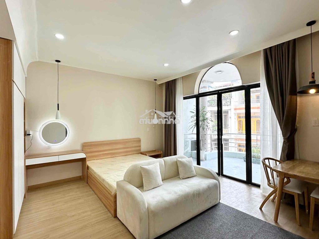 Penthouse mới xây cực rộng ban công view kính có máy giặt kế đầm sen - 3