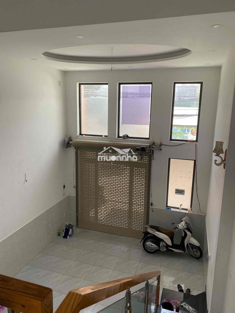 Cho thuê nhà nguyên căn hẻm xe tải  bình thành