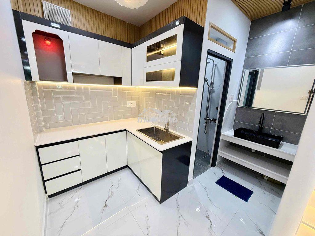Nhà đẹp nở hậu đường lê hồng phong, p2, quận 5, có phòng dưới trệt - 3