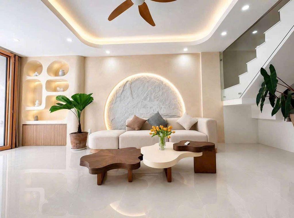 Nhà hai mới mặt tiền giáp phú mỹ hưng - 2