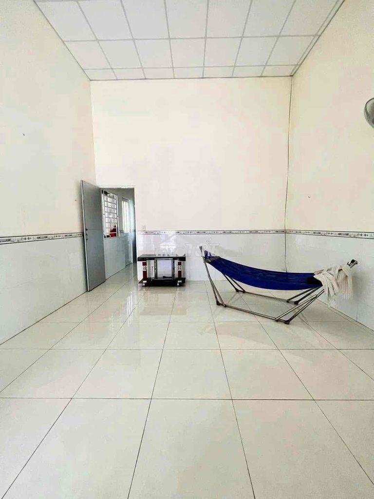 Nhà trệt 5 x 20m có 2 phòng ngủ p.long trường - 4