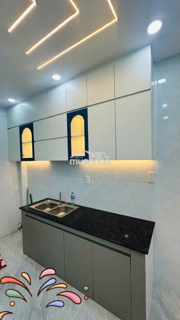 Nhà thông số đẹp - bên trong cũng đẹp - đợi chủ thôi ạ. - 2