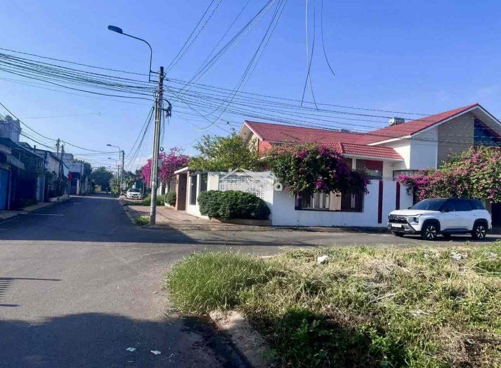 Mặt tiền nhựa ngay trung tâm phường long khánh - 3
