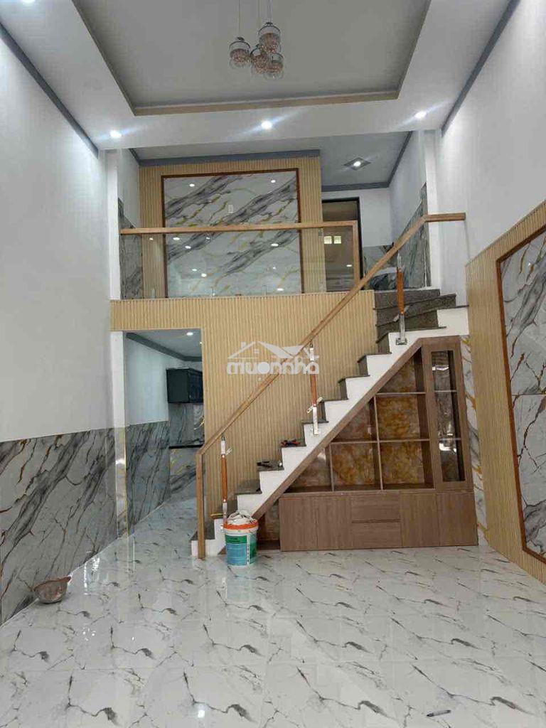 Nhà sc tân hiệp.tân uyên.bình dương  dt 4x14 có 3 pòng ngủ,2 tolet, bế
