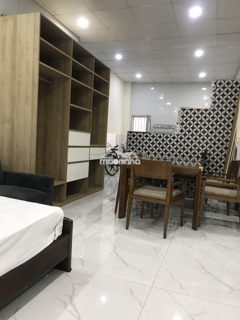 Nhà mới, rất đẹp, 4m x 12m, full nội thất, máy lạnh, hẻm 3m văn thân