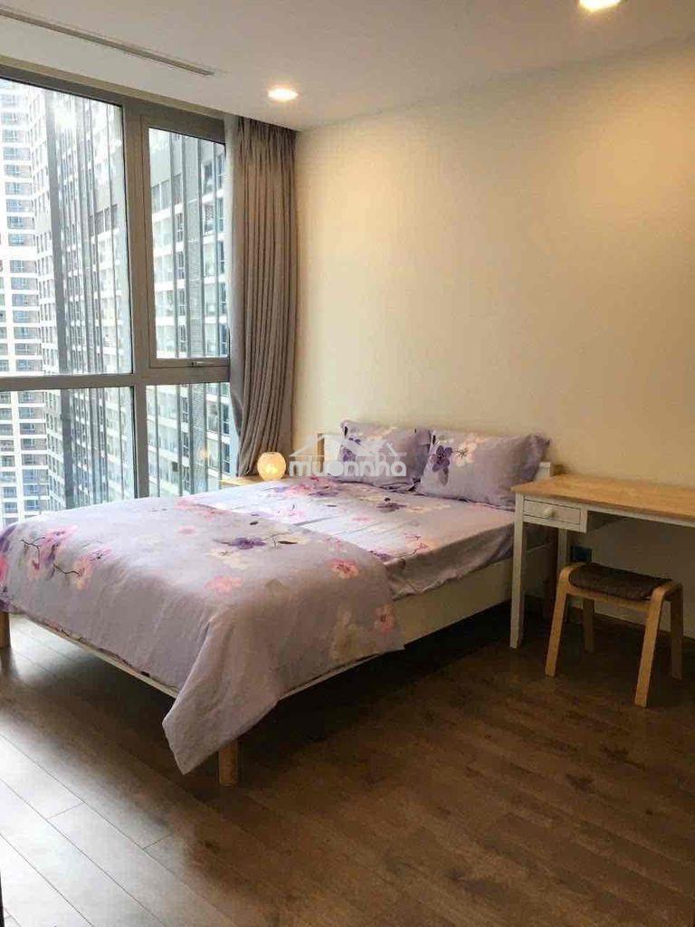 Mình cần cho thuê căn hộ park4 vinhomes central park 2pn 80m2