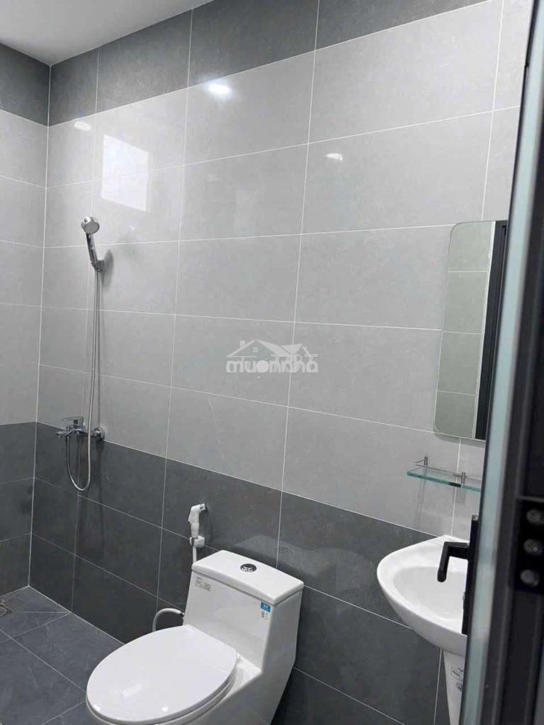 Nhà mới xây đường ngô chí quốc ngay chợ đầu mối. 2pn 3wc ở gđ, làm vp - 4
