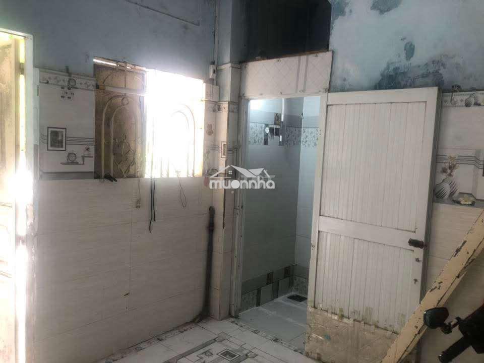 Phòng trọ trệt - có gác + sân thoáng, khu vườn lài - 4