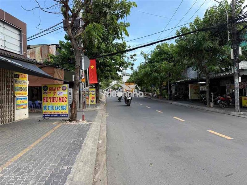 Cần bán căn nhà góc 2 mặt tiền hxh p tân quy,dt:5x20 giá 6tỷ