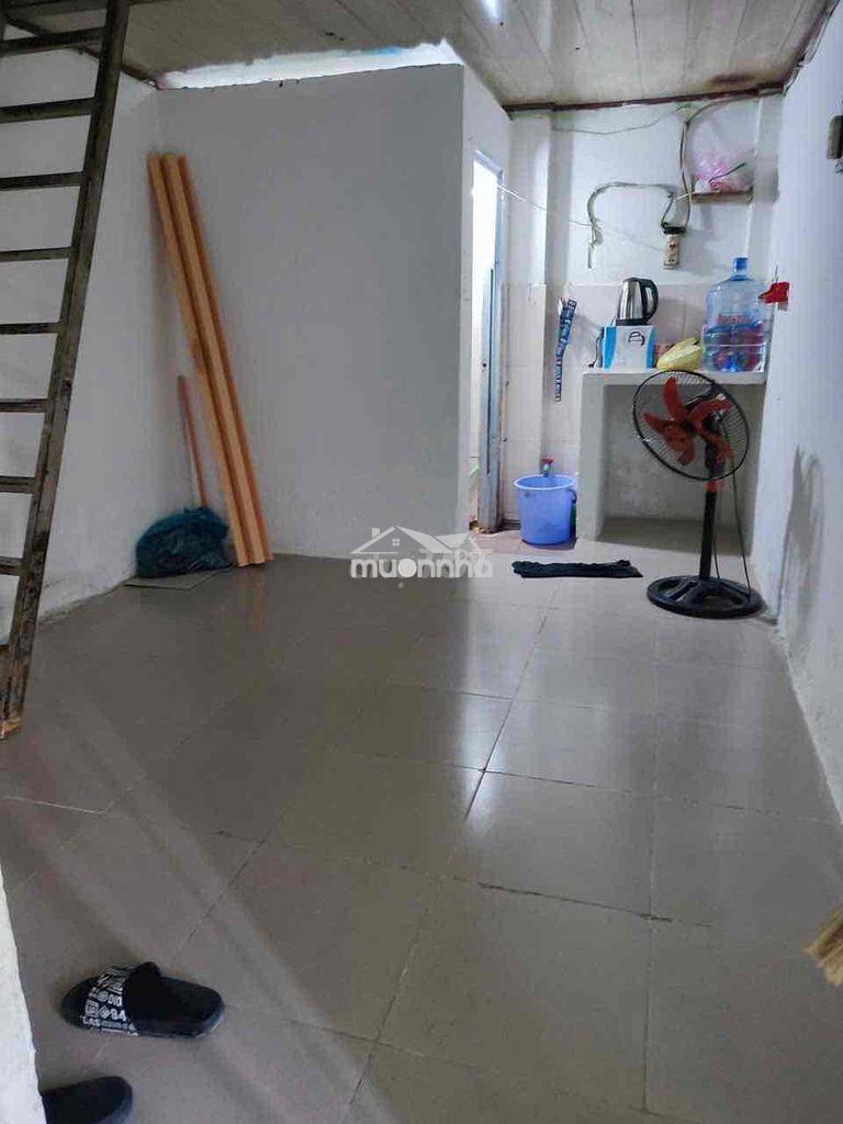 Phòng trệt,yên tĩnh thoáng,hẽm rộng - 2