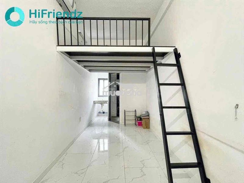 Chính chủ cho thuê duplex cửa sổ thoáng thang máy ngay đh ngoại thương