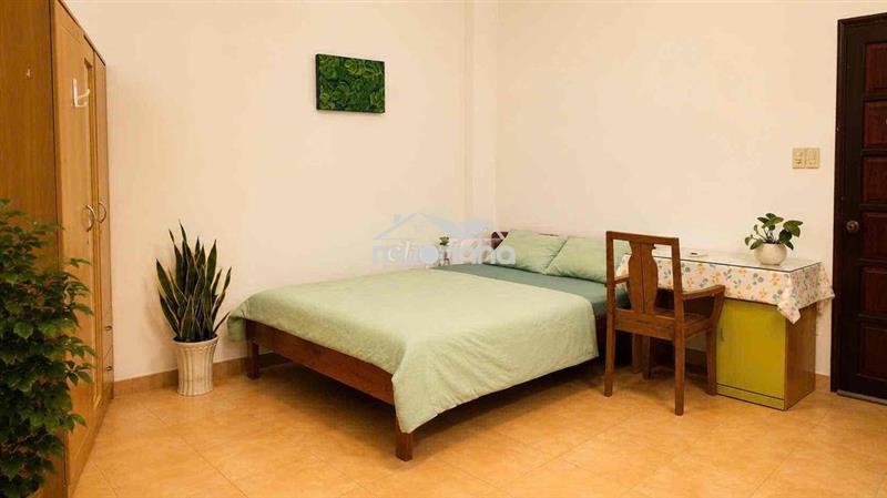 Phòng rộng dễ thương nấu ăn không ám khói