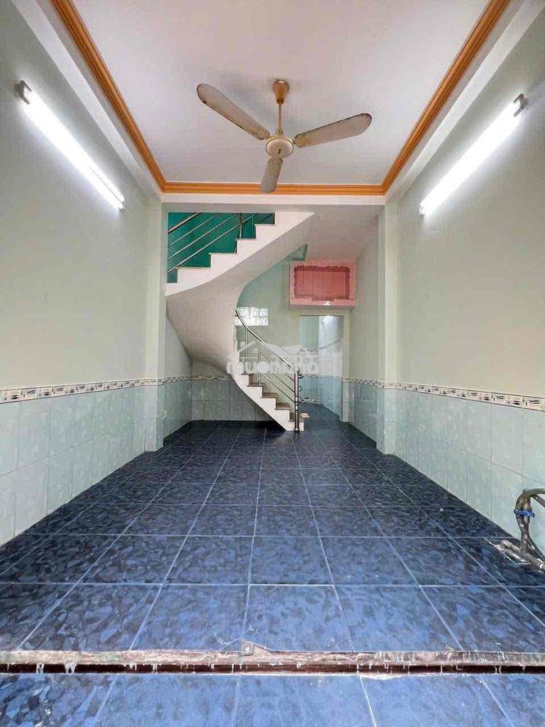 Quận 10 - cho thuê nhà nguyên căn – 10tr/tháng - đường 3 tháng 2 - 3