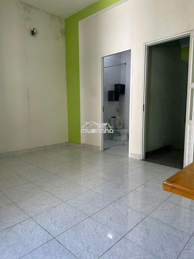 Phòng trung tâm quận 10 – gần nhà thi đấu phú thọ – dọn vào ở ngay - 3