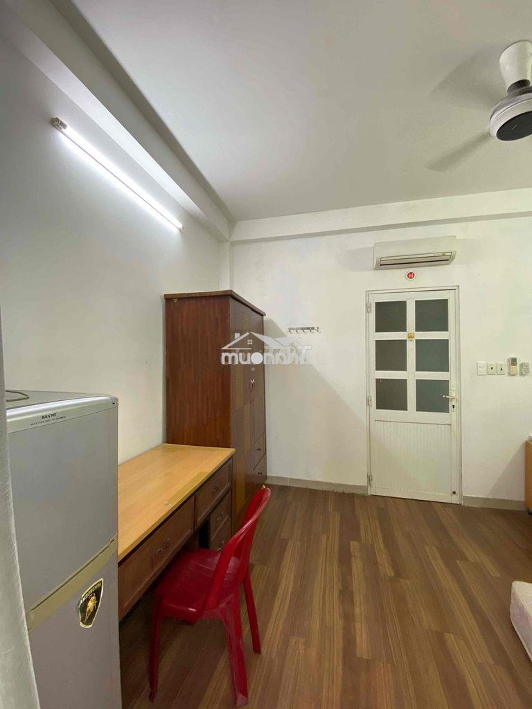 Cho thuê phòng ban công, máy lạnh, đủ tiện nghi ở lê văn thọ - 3