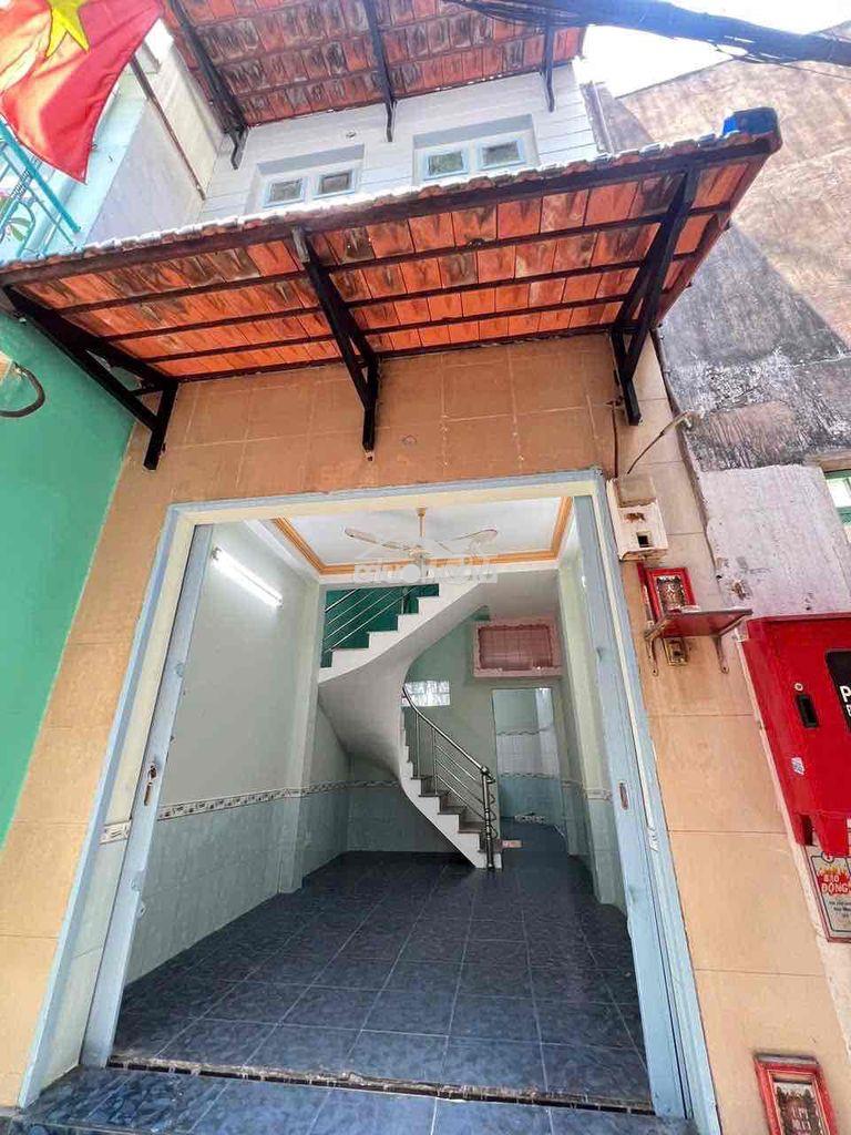 Quận 10  - cho thuê nhà nguyên căn – 10tr/tháng - đường 3 tháng 2