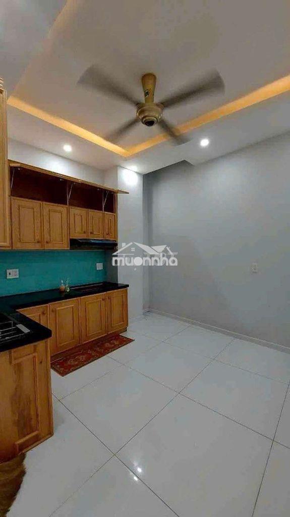Chỉ 6tỷ8 - 4 tầng - 4 pn - 4wc - nguyễn xí - p13 - bình thạnh - 2
