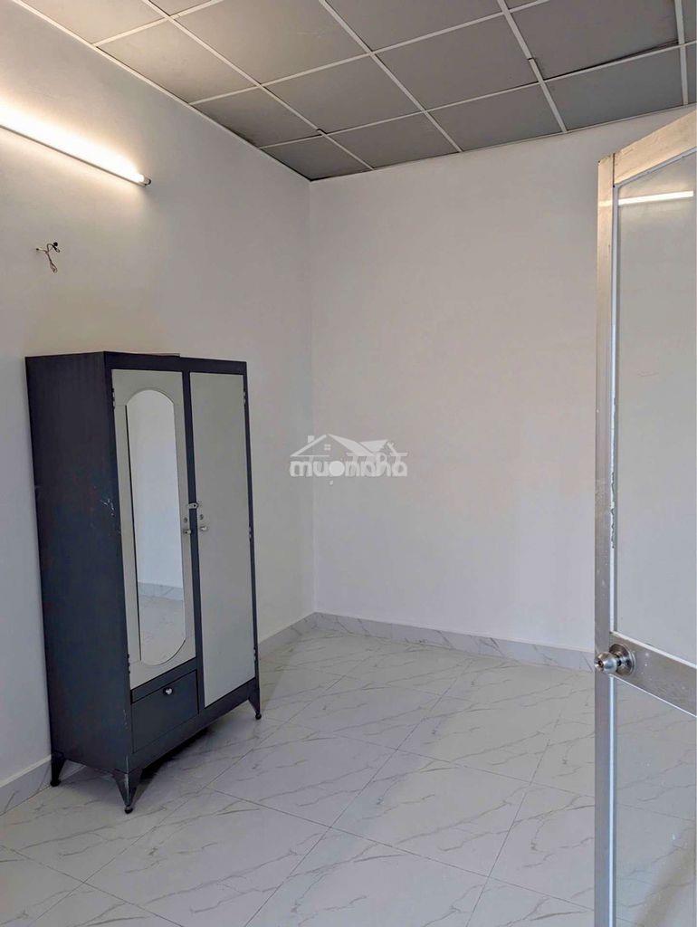 Chỉ 1,75 tỷ –nhà tl15 q12 – gần chợ cầu đồng– 20m² – 2 tầng – sổ riêng - 3