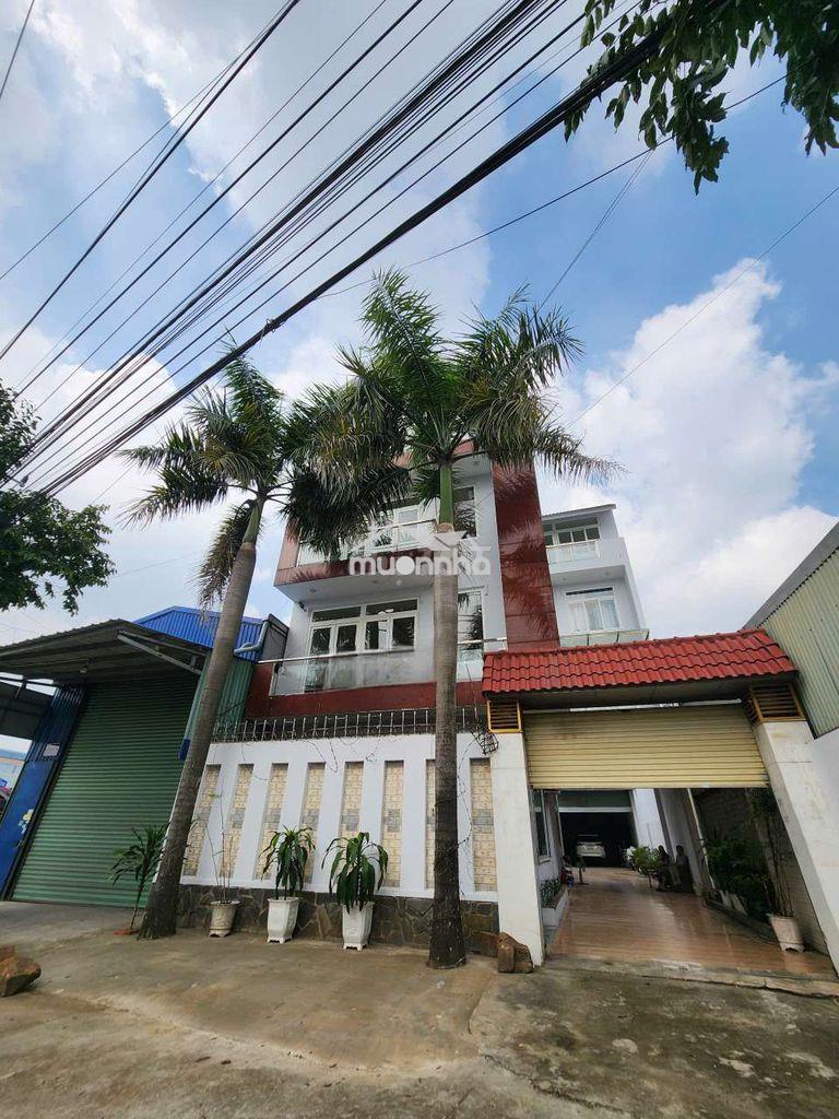 Cho thuê nhà biệt thự mặt tiền đường dt 743b tx tân uyên bình dương củ